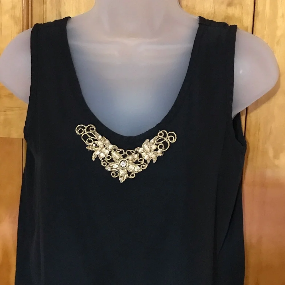 Langtry Dressy Tank Top Blouse Gold & Pearl Embellishment
Camisole 
Small 4 - 6 - Picture 7 of 14